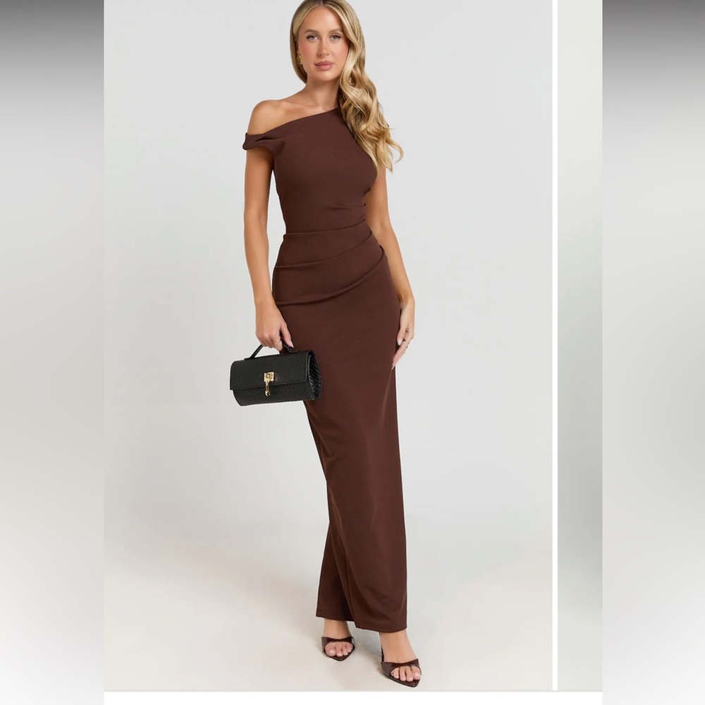 Women’s One-Shoulder Brown Evening Gown